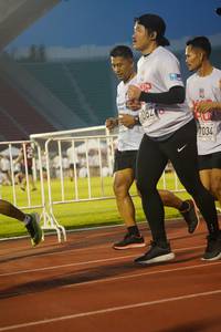 BIB: 7034
                            <button type="button" onclick="openModal(6109720)" class="btn btn-primary btn-sm float-right btn-popup" data-toggle="modal" data-target=".modal-high-quality">
                        <i class="fas fa-shopping-cart"></i> Add to Cart
                    </button>
                                            <button type="button" onclick="isThisMe(6109720, true)" class="btn btn-success btn-sm float-right btn-popup btn-isme hidden" data-toggle="tooltip" data-placement="bottom" title="นี่คือรูปของคุณใช่ไหม คลิกที่นี่เพื่อเอาเข้าอัลบั้ม">
                        <i class="fas fa-plus"></i> Add to album
                    </button>
                    <button type="button" onclick="isThisMe(6109720, false)" class="btn btn-warning btn-sm float-right btn-popup btn-isnotme hidden">
                        <i class="fas fa-ban"></i> Remove from album
                    </button>