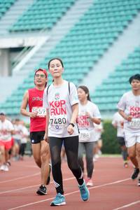 BIB: 2559, 7480, 780, 788
                            <button type="button" onclick="openModal(6070090)" class="btn btn-primary btn-sm float-right btn-popup" data-toggle="modal" data-target=".modal-high-quality">
                        <i class="fas fa-shopping-cart"></i> Add to Cart
                    </button>
                                            <button type="button" onclick="isThisMe(6070090, true)" class="btn btn-success btn-sm float-right btn-popup btn-isme hidden" data-toggle="tooltip" data-placement="bottom" title="นี่คือรูปของคุณใช่ไหม คลิกที่นี่เพื่อเอาเข้าอัลบั้ม">
                        <i class="fas fa-plus"></i> Add to album
                    </button>
                    <button type="button" onclick="isThisMe(6070090, false)" class="btn btn-warning btn-sm float-right btn-popup btn-isnotme hidden">
                        <i class="fas fa-ban"></i> Remove from album
                    </button>