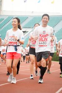 BIB: 4042, 4480, 430
                            <button type="button" onclick="openModal(6053684)" class="btn btn-primary btn-sm float-right btn-popup" data-toggle="modal" data-target=".modal-high-quality">
                        <i class="fas fa-shopping-cart"></i> Add to Cart
                    </button>
                                            <button type="button" onclick="isThisMe(6053684, true)" class="btn btn-success btn-sm float-right btn-popup btn-isme hidden" data-toggle="tooltip" data-placement="bottom" title="นี่คือรูปของคุณใช่ไหม คลิกที่นี่เพื่อเอาเข้าอัลบั้ม">
                        <i class="fas fa-plus"></i> Add to album
                    </button>
                    <button type="button" onclick="isThisMe(6053684, false)" class="btn btn-warning btn-sm float-right btn-popup btn-isnotme hidden">
                        <i class="fas fa-ban"></i> Remove from album
                    </button>