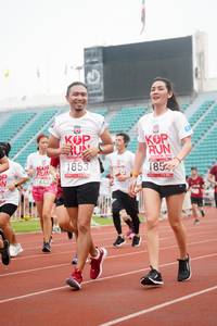 BIB: 185, 1853, 1640
                            <button type="button" onclick="openModal(6059910)" class="btn btn-primary btn-sm float-right btn-popup" data-toggle="modal" data-target=".modal-high-quality">
                        <i class="fas fa-shopping-cart"></i> Add to Cart
                    </button>
                                            <button type="button" onclick="isThisMe(6059910, true)" class="btn btn-success btn-sm float-right btn-popup btn-isme hidden" data-toggle="tooltip" data-placement="bottom" title="นี่คือรูปของคุณใช่ไหม คลิกที่นี่เพื่อเอาเข้าอัลบั้ม">
                        <i class="fas fa-plus"></i> Add to album
                    </button>
                    <button type="button" onclick="isThisMe(6059910, false)" class="btn btn-warning btn-sm float-right btn-popup btn-isnotme hidden">
                        <i class="fas fa-ban"></i> Remove from album
                    </button>