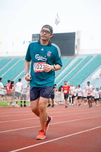 BIB: 102
                            <button type="button" onclick="openModal(6061536)" class="btn btn-primary btn-sm float-right btn-popup" data-toggle="modal" data-target=".modal-high-quality">
                        <i class="fas fa-shopping-cart"></i> Add to Cart
                    </button>
                                            <button type="button" onclick="isThisMe(6061536, true)" class="btn btn-success btn-sm float-right btn-popup btn-isme hidden" data-toggle="tooltip" data-placement="bottom" title="นี่คือรูปของคุณใช่ไหม คลิกที่นี่เพื่อเอาเข้าอัลบั้ม">
                        <i class="fas fa-plus"></i> Add to album
                    </button>
                    <button type="button" onclick="isThisMe(6061536, false)" class="btn btn-warning btn-sm float-right btn-popup btn-isnotme hidden">
                        <i class="fas fa-ban"></i> Remove from album
                    </button>