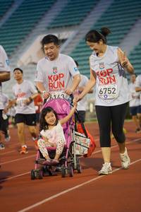 BIB: 2010, 6752
                            <button type="button" onclick="openModal(6071997)" class="btn btn-primary btn-sm float-right btn-popup" data-toggle="modal" data-target=".modal-high-quality">
                        <i class="fas fa-shopping-cart"></i> Add to Cart
                    </button>
                                            <button type="button" onclick="isThisMe(6071997, true)" class="btn btn-success btn-sm float-right btn-popup btn-isme hidden" data-toggle="tooltip" data-placement="bottom" title="นี่คือรูปของคุณใช่ไหม คลิกที่นี่เพื่อเอาเข้าอัลบั้ม">
                        <i class="fas fa-plus"></i> Add to album
                    </button>
                    <button type="button" onclick="isThisMe(6071997, false)" class="btn btn-warning btn-sm float-right btn-popup btn-isnotme hidden">
                        <i class="fas fa-ban"></i> Remove from album
                    </button>