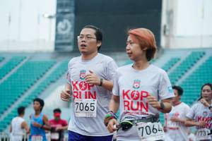 BIB: 7065, 7064, 731
                            <button type="button" onclick="openModal(6071957)" class="btn btn-primary btn-sm float-right btn-popup" data-toggle="modal" data-target=".modal-high-quality">
                        <i class="fas fa-shopping-cart"></i> Add to Cart
                    </button>
                                            <button type="button" onclick="isThisMe(6071957, true)" class="btn btn-success btn-sm float-right btn-popup btn-isme hidden" data-toggle="tooltip" data-placement="bottom" title="นี่คือรูปของคุณใช่ไหม คลิกที่นี่เพื่อเอาเข้าอัลบั้ม">
                        <i class="fas fa-plus"></i> Add to album
                    </button>
                    <button type="button" onclick="isThisMe(6071957, false)" class="btn btn-warning btn-sm float-right btn-popup btn-isnotme hidden">
                        <i class="fas fa-ban"></i> Remove from album
                    </button>