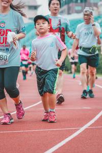 BIB: 554, 2010
                            <button type="button" onclick="openModal(6087763)" class="btn btn-primary btn-sm float-right btn-popup" data-toggle="modal" data-target=".modal-high-quality">
                        <i class="fas fa-shopping-cart"></i> Add to Cart
                    </button>
                                            <button type="button" onclick="isThisMe(6087763, true)" class="btn btn-success btn-sm float-right btn-popup btn-isme hidden" data-toggle="tooltip" data-placement="bottom" title="นี่คือรูปของคุณใช่ไหม คลิกที่นี่เพื่อเอาเข้าอัลบั้ม">
                        <i class="fas fa-plus"></i> Add to album
                    </button>
                    <button type="button" onclick="isThisMe(6087763, false)" class="btn btn-warning btn-sm float-right btn-popup btn-isnotme hidden">
                        <i class="fas fa-ban"></i> Remove from album
                    </button>