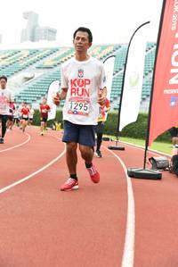 BIB: 1295, 201, 2019
                            <button type="button" onclick="openModal(6016310)" class="btn btn-primary btn-sm float-right btn-popup" data-toggle="modal" data-target=".modal-high-quality">
                        <i class="fas fa-shopping-cart"></i> Add to Cart
                    </button>
                                            <button type="button" onclick="isThisMe(6016310, true)" class="btn btn-success btn-sm float-right btn-popup btn-isme hidden" data-toggle="tooltip" data-placement="bottom" title="นี่คือรูปของคุณใช่ไหม คลิกที่นี่เพื่อเอาเข้าอัลบั้ม">
                        <i class="fas fa-plus"></i> Add to album
                    </button>
                    <button type="button" onclick="isThisMe(6016310, false)" class="btn btn-warning btn-sm float-right btn-popup btn-isnotme hidden">
                        <i class="fas fa-ban"></i> Remove from album
                    </button>