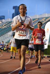 BIB: 901, 1621, 2506
                            <button type="button" onclick="openModal(6006645)" class="btn btn-primary btn-sm float-right btn-popup" data-toggle="modal" data-target=".modal-high-quality">
                        <i class="fas fa-shopping-cart"></i> Add to Cart
                    </button>
                                            <button type="button" onclick="isThisMe(6006645, true)" class="btn btn-success btn-sm float-right btn-popup btn-isme hidden" data-toggle="tooltip" data-placement="bottom" title="นี่คือรูปของคุณใช่ไหม คลิกที่นี่เพื่อเอาเข้าอัลบั้ม">
                        <i class="fas fa-plus"></i> Add to album
                    </button>
                    <button type="button" onclick="isThisMe(6006645, false)" class="btn btn-warning btn-sm float-right btn-popup btn-isnotme hidden">
                        <i class="fas fa-ban"></i> Remove from album
                    </button>