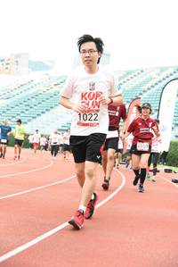 BIB: 1022, 4559
                            <button type="button" onclick="openModal(6015832)" class="btn btn-primary btn-sm float-right btn-popup" data-toggle="modal" data-target=".modal-high-quality">
                        <i class="fas fa-shopping-cart"></i> Add to Cart
                    </button>
                                            <button type="button" onclick="isThisMe(6015832, true)" class="btn btn-success btn-sm float-right btn-popup btn-isme hidden" data-toggle="tooltip" data-placement="bottom" title="นี่คือรูปของคุณใช่ไหม คลิกที่นี่เพื่อเอาเข้าอัลบั้ม">
                        <i class="fas fa-plus"></i> Add to album
                    </button>
                    <button type="button" onclick="isThisMe(6015832, false)" class="btn btn-warning btn-sm float-right btn-popup btn-isnotme hidden">
                        <i class="fas fa-ban"></i> Remove from album
                    </button>