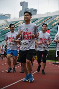 BIB: 8012, 2010, 6726, 8788
                            <button type="button" onclick="openModal(6007079)" class="btn btn-primary btn-sm float-right btn-popup" data-toggle="modal" data-target=".modal-high-quality">
                        <i class="fas fa-shopping-cart"></i> Add to Cart
                    </button>
                                            <button type="button" onclick="isThisMe(6007079, true)" class="btn btn-success btn-sm float-right btn-popup btn-isme hidden" data-toggle="tooltip" data-placement="bottom" title="นี่คือรูปของคุณใช่ไหม คลิกที่นี่เพื่อเอาเข้าอัลบั้ม">
                        <i class="fas fa-plus"></i> Add to album
                    </button>
                    <button type="button" onclick="isThisMe(6007079, false)" class="btn btn-warning btn-sm float-right btn-popup btn-isnotme hidden">
                        <i class="fas fa-ban"></i> Remove from album
                    </button>