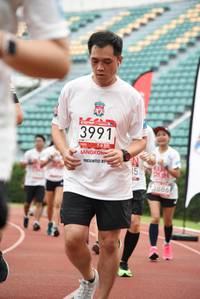 BIB: 3991, 888
                            <button type="button" onclick="openModal(6012581)" class="btn btn-primary btn-sm float-right btn-popup" data-toggle="modal" data-target=".modal-high-quality">
                        <i class="fas fa-shopping-cart"></i> Add to Cart
                    </button>
                                            <button type="button" onclick="isThisMe(6012581, true)" class="btn btn-success btn-sm float-right btn-popup btn-isme hidden" data-toggle="tooltip" data-placement="bottom" title="นี่คือรูปของคุณใช่ไหม คลิกที่นี่เพื่อเอาเข้าอัลบั้ม">
                        <i class="fas fa-plus"></i> Add to album
                    </button>
                    <button type="button" onclick="isThisMe(6012581, false)" class="btn btn-warning btn-sm float-right btn-popup btn-isnotme hidden">
                        <i class="fas fa-ban"></i> Remove from album
                    </button>