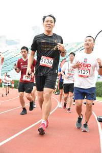 BIB: 5136, 5137, 1926, 4785
                            <button type="button" onclick="openModal(6015916)" class="btn btn-primary btn-sm float-right btn-popup" data-toggle="modal" data-target=".modal-high-quality">
                        <i class="fas fa-shopping-cart"></i> Add to Cart
                    </button>
                                            <button type="button" onclick="isThisMe(6015916, true)" class="btn btn-success btn-sm float-right btn-popup btn-isme hidden" data-toggle="tooltip" data-placement="bottom" title="นี่คือรูปของคุณใช่ไหม คลิกที่นี่เพื่อเอาเข้าอัลบั้ม">
                        <i class="fas fa-plus"></i> Add to album
                    </button>
                    <button type="button" onclick="isThisMe(6015916, false)" class="btn btn-warning btn-sm float-right btn-popup btn-isnotme hidden">
                        <i class="fas fa-ban"></i> Remove from album
                    </button>