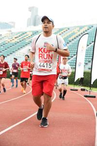 BIB: 4415, 201, 790
                            <button type="button" onclick="openModal(6012745)" class="btn btn-primary btn-sm float-right btn-popup" data-toggle="modal" data-target=".modal-high-quality">
                        <i class="fas fa-shopping-cart"></i> Add to Cart
                    </button>
                                            <button type="button" onclick="isThisMe(6012745, true)" class="btn btn-success btn-sm float-right btn-popup btn-isme hidden" data-toggle="tooltip" data-placement="bottom" title="นี่คือรูปของคุณใช่ไหม คลิกที่นี่เพื่อเอาเข้าอัลบั้ม">
                        <i class="fas fa-plus"></i> Add to album
                    </button>
                    <button type="button" onclick="isThisMe(6012745, false)" class="btn btn-warning btn-sm float-right btn-popup btn-isnotme hidden">
                        <i class="fas fa-ban"></i> Remove from album
                    </button>