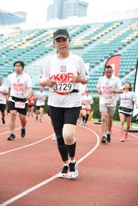 BIB: 3729, 190, 9064
                            <button type="button" onclick="openModal(6016512)" class="btn btn-primary btn-sm float-right btn-popup" data-toggle="modal" data-target=".modal-high-quality">
                        <i class="fas fa-shopping-cart"></i> Add to Cart
                    </button>
                                            <button type="button" onclick="isThisMe(6016512, true)" class="btn btn-success btn-sm float-right btn-popup btn-isme hidden" data-toggle="tooltip" data-placement="bottom" title="นี่คือรูปของคุณใช่ไหม คลิกที่นี่เพื่อเอาเข้าอัลบั้ม">
                        <i class="fas fa-plus"></i> Add to album
                    </button>
                    <button type="button" onclick="isThisMe(6016512, false)" class="btn btn-warning btn-sm float-right btn-popup btn-isnotme hidden">
                        <i class="fas fa-ban"></i> Remove from album
                    </button>