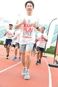 BIB: 5753, 3850, 881
                            <button type="button" onclick="openModal(6015867)" class="btn btn-primary btn-sm float-right btn-popup" data-toggle="modal" data-target=".modal-high-quality">
                        <i class="fas fa-shopping-cart"></i> Add to Cart
                    </button>
                                            <button type="button" onclick="isThisMe(6015867, true)" class="btn btn-success btn-sm float-right btn-popup btn-isme hidden" data-toggle="tooltip" data-placement="bottom" title="นี่คือรูปของคุณใช่ไหม คลิกที่นี่เพื่อเอาเข้าอัลบั้ม">
                        <i class="fas fa-plus"></i> Add to album
                    </button>
                    <button type="button" onclick="isThisMe(6015867, false)" class="btn btn-warning btn-sm float-right btn-popup btn-isnotme hidden">
                        <i class="fas fa-ban"></i> Remove from album
                    </button>