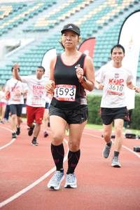 BIB: 3610, 1593
                            <button type="button" onclick="openModal(6013684)" class="btn btn-primary btn-sm float-right btn-popup" data-toggle="modal" data-target=".modal-high-quality">
                        <i class="fas fa-shopping-cart"></i> Add to Cart
                    </button>
                                            <button type="button" onclick="isThisMe(6013684, true)" class="btn btn-success btn-sm float-right btn-popup btn-isme hidden" data-toggle="tooltip" data-placement="bottom" title="นี่คือรูปของคุณใช่ไหม คลิกที่นี่เพื่อเอาเข้าอัลบั้ม">
                        <i class="fas fa-plus"></i> Add to album
                    </button>
                    <button type="button" onclick="isThisMe(6013684, false)" class="btn btn-warning btn-sm float-right btn-popup btn-isnotme hidden">
                        <i class="fas fa-ban"></i> Remove from album
                    </button>