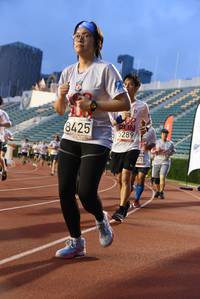 BIB: 5289, 8425, 010
                            <button type="button" onclick="openModal(6005760)" class="btn btn-primary btn-sm float-right btn-popup" data-toggle="modal" data-target=".modal-high-quality">
                        <i class="fas fa-shopping-cart"></i> Add to Cart
                    </button>
                                            <button type="button" onclick="isThisMe(6005760, true)" class="btn btn-success btn-sm float-right btn-popup btn-isme hidden" data-toggle="tooltip" data-placement="bottom" title="นี่คือรูปของคุณใช่ไหม คลิกที่นี่เพื่อเอาเข้าอัลบั้ม">
                        <i class="fas fa-plus"></i> Add to album
                    </button>
                    <button type="button" onclick="isThisMe(6005760, false)" class="btn btn-warning btn-sm float-right btn-popup btn-isnotme hidden">
                        <i class="fas fa-ban"></i> Remove from album
                    </button>