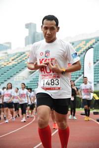 BIB: 1483, 2019
                            <button type="button" onclick="openModal(6010612)" class="btn btn-primary btn-sm float-right btn-popup" data-toggle="modal" data-target=".modal-high-quality">
                        <i class="fas fa-shopping-cart"></i> Add to Cart
                    </button>
                                            <button type="button" onclick="isThisMe(6010612, true)" class="btn btn-success btn-sm float-right btn-popup btn-isme hidden" data-toggle="tooltip" data-placement="bottom" title="นี่คือรูปของคุณใช่ไหม คลิกที่นี่เพื่อเอาเข้าอัลบั้ม">
                        <i class="fas fa-plus"></i> Add to album
                    </button>
                    <button type="button" onclick="isThisMe(6010612, false)" class="btn btn-warning btn-sm float-right btn-popup btn-isnotme hidden">
                        <i class="fas fa-ban"></i> Remove from album
                    </button>