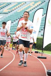 BIB: 019, 4123, 6003
                            <button type="button" onclick="openModal(6012972)" class="btn btn-primary btn-sm float-right btn-popup" data-toggle="modal" data-target=".modal-high-quality">
                        <i class="fas fa-shopping-cart"></i> Add to Cart
                    </button>
                                            <button type="button" onclick="isThisMe(6012972, true)" class="btn btn-success btn-sm float-right btn-popup btn-isme hidden" data-toggle="tooltip" data-placement="bottom" title="นี่คือรูปของคุณใช่ไหม คลิกที่นี่เพื่อเอาเข้าอัลบั้ม">
                        <i class="fas fa-plus"></i> Add to album
                    </button>
                    <button type="button" onclick="isThisMe(6012972, false)" class="btn btn-warning btn-sm float-right btn-popup btn-isnotme hidden">
                        <i class="fas fa-ban"></i> Remove from album
                    </button>