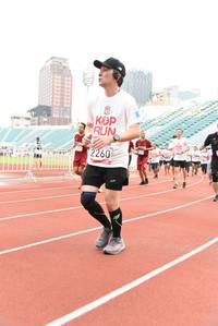 BIB: 2260
                            <button type="button" onclick="openModal(6013263)" class="btn btn-primary btn-sm float-right btn-popup" data-toggle="modal" data-target=".modal-high-quality">
                        <i class="fas fa-shopping-cart"></i> Add to Cart
                    </button>
                                            <button type="button" onclick="isThisMe(6013263, true)" class="btn btn-success btn-sm float-right btn-popup btn-isme hidden" data-toggle="tooltip" data-placement="bottom" title="นี่คือรูปของคุณใช่ไหม คลิกที่นี่เพื่อเอาเข้าอัลบั้ม">
                        <i class="fas fa-plus"></i> Add to album
                    </button>
                    <button type="button" onclick="isThisMe(6013263, false)" class="btn btn-warning btn-sm float-right btn-popup btn-isnotme hidden">
                        <i class="fas fa-ban"></i> Remove from album
                    </button>