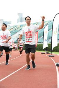 BIB: 1170, 4646
                            <button type="button" onclick="openModal(6016040)" class="btn btn-primary btn-sm float-right btn-popup" data-toggle="modal" data-target=".modal-high-quality">
                        <i class="fas fa-shopping-cart"></i> Add to Cart
                    </button>
                                            <button type="button" onclick="isThisMe(6016040, true)" class="btn btn-success btn-sm float-right btn-popup btn-isme hidden" data-toggle="tooltip" data-placement="bottom" title="นี่คือรูปของคุณใช่ไหม คลิกที่นี่เพื่อเอาเข้าอัลบั้ม">
                        <i class="fas fa-plus"></i> Add to album
                    </button>
                    <button type="button" onclick="isThisMe(6016040, false)" class="btn btn-warning btn-sm float-right btn-popup btn-isnotme hidden">
                        <i class="fas fa-ban"></i> Remove from album
                    </button>