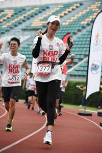 BIB: 4612, 1377
                            <button type="button" onclick="openModal(6008969)" class="btn btn-primary btn-sm float-right btn-popup" data-toggle="modal" data-target=".modal-high-quality">
                        <i class="fas fa-shopping-cart"></i> Add to Cart
                    </button>
                                            <button type="button" onclick="isThisMe(6008969, true)" class="btn btn-success btn-sm float-right btn-popup btn-isme hidden" data-toggle="tooltip" data-placement="bottom" title="นี่คือรูปของคุณใช่ไหม คลิกที่นี่เพื่อเอาเข้าอัลบั้ม">
                        <i class="fas fa-plus"></i> Add to album
                    </button>
                    <button type="button" onclick="isThisMe(6008969, false)" class="btn btn-warning btn-sm float-right btn-popup btn-isnotme hidden">
                        <i class="fas fa-ban"></i> Remove from album
                    </button>