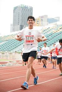 BIB: 5220, 400
                            <button type="button" onclick="openModal(6017243)" class="btn btn-primary btn-sm float-right btn-popup" data-toggle="modal" data-target=".modal-high-quality">
                        <i class="fas fa-shopping-cart"></i> Add to Cart
                    </button>
                                            <button type="button" onclick="isThisMe(6017243, true)" class="btn btn-success btn-sm float-right btn-popup btn-isme hidden" data-toggle="tooltip" data-placement="bottom" title="นี่คือรูปของคุณใช่ไหม คลิกที่นี่เพื่อเอาเข้าอัลบั้ม">
                        <i class="fas fa-plus"></i> Add to album
                    </button>
                    <button type="button" onclick="isThisMe(6017243, false)" class="btn btn-warning btn-sm float-right btn-popup btn-isnotme hidden">
                        <i class="fas fa-ban"></i> Remove from album
                    </button>