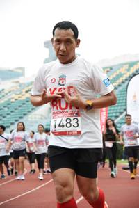 BIB: 1483, 2014
                            <button type="button" onclick="openModal(6010608)" class="btn btn-primary btn-sm float-right btn-popup" data-toggle="modal" data-target=".modal-high-quality">
                        <i class="fas fa-shopping-cart"></i> Add to Cart
                    </button>
                                            <button type="button" onclick="isThisMe(6010608, true)" class="btn btn-success btn-sm float-right btn-popup btn-isme hidden" data-toggle="tooltip" data-placement="bottom" title="นี่คือรูปของคุณใช่ไหม คลิกที่นี่เพื่อเอาเข้าอัลบั้ม">
                        <i class="fas fa-plus"></i> Add to album
                    </button>
                    <button type="button" onclick="isThisMe(6010608, false)" class="btn btn-warning btn-sm float-right btn-popup btn-isnotme hidden">
                        <i class="fas fa-ban"></i> Remove from album
                    </button>