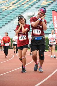 BIB: 3164, 3165, 
                            <button type="button" onclick="openModal(6017573)" class="btn btn-primary btn-sm float-right btn-popup" data-toggle="modal" data-target=".modal-high-quality">
                        <i class="fas fa-shopping-cart"></i> Add to Cart
                    </button>
                                            <button type="button" onclick="isThisMe(6017573, true)" class="btn btn-success btn-sm float-right btn-popup btn-isme hidden" data-toggle="tooltip" data-placement="bottom" title="นี่คือรูปของคุณใช่ไหม คลิกที่นี่เพื่อเอาเข้าอัลบั้ม">
                        <i class="fas fa-plus"></i> Add to album
                    </button>
                    <button type="button" onclick="isThisMe(6017573, false)" class="btn btn-warning btn-sm float-right btn-popup btn-isnotme hidden">
                        <i class="fas fa-ban"></i> Remove from album
                    </button>