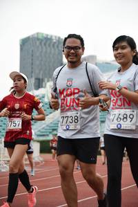 BIB: 7689, 7738, 6757
                            <button type="button" onclick="openModal(6008659)" class="btn btn-primary btn-sm float-right btn-popup" data-toggle="modal" data-target=".modal-high-quality">
                        <i class="fas fa-shopping-cart"></i> Add to Cart
                    </button>
                                            <button type="button" onclick="isThisMe(6008659, true)" class="btn btn-success btn-sm float-right btn-popup btn-isme hidden" data-toggle="tooltip" data-placement="bottom" title="นี่คือรูปของคุณใช่ไหม คลิกที่นี่เพื่อเอาเข้าอัลบั้ม">
                        <i class="fas fa-plus"></i> Add to album
                    </button>
                    <button type="button" onclick="isThisMe(6008659, false)" class="btn btn-warning btn-sm float-right btn-popup btn-isnotme hidden">
                        <i class="fas fa-ban"></i> Remove from album
                    </button>