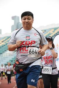 BIB: 6649, 506, 8551
                            <button type="button" onclick="openModal(6010911)" class="btn btn-primary btn-sm float-right btn-popup" data-toggle="modal" data-target=".modal-high-quality">
                        <i class="fas fa-shopping-cart"></i> Add to Cart
                    </button>
                                            <button type="button" onclick="isThisMe(6010911, true)" class="btn btn-success btn-sm float-right btn-popup btn-isme hidden" data-toggle="tooltip" data-placement="bottom" title="นี่คือรูปของคุณใช่ไหม คลิกที่นี่เพื่อเอาเข้าอัลบั้ม">
                        <i class="fas fa-plus"></i> Add to album
                    </button>
                    <button type="button" onclick="isThisMe(6010911, false)" class="btn btn-warning btn-sm float-right btn-popup btn-isnotme hidden">
                        <i class="fas fa-ban"></i> Remove from album
                    </button>