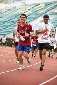 BIB: 3136, 1338, 880
                            <button type="button" onclick="openModal(6011544)" class="btn btn-primary btn-sm float-right btn-popup" data-toggle="modal" data-target=".modal-high-quality">
                        <i class="fas fa-shopping-cart"></i> Add to Cart
                    </button>
                                            <button type="button" onclick="isThisMe(6011544, true)" class="btn btn-success btn-sm float-right btn-popup btn-isme hidden" data-toggle="tooltip" data-placement="bottom" title="นี่คือรูปของคุณใช่ไหม คลิกที่นี่เพื่อเอาเข้าอัลบั้ม">
                        <i class="fas fa-plus"></i> Add to album
                    </button>
                    <button type="button" onclick="isThisMe(6011544, false)" class="btn btn-warning btn-sm float-right btn-popup btn-isnotme hidden">
                        <i class="fas fa-ban"></i> Remove from album
                    </button>