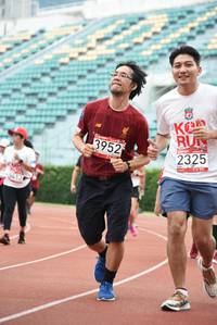 BIB: 2325, 3952
                            <button type="button" onclick="openModal(6017610)" class="btn btn-primary btn-sm float-right btn-popup" data-toggle="modal" data-target=".modal-high-quality">
                        <i class="fas fa-shopping-cart"></i> Add to Cart
                    </button>
                                            <button type="button" onclick="isThisMe(6017610, true)" class="btn btn-success btn-sm float-right btn-popup btn-isme hidden" data-toggle="tooltip" data-placement="bottom" title="นี่คือรูปของคุณใช่ไหม คลิกที่นี่เพื่อเอาเข้าอัลบั้ม">
                        <i class="fas fa-plus"></i> Add to album
                    </button>
                    <button type="button" onclick="isThisMe(6017610, false)" class="btn btn-warning btn-sm float-right btn-popup btn-isnotme hidden">
                        <i class="fas fa-ban"></i> Remove from album
                    </button>