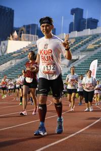 BIB: 1112, 201, 765
                            <button type="button" onclick="openModal(6005465)" class="btn btn-primary btn-sm float-right btn-popup" data-toggle="modal" data-target=".modal-high-quality">
                        <i class="fas fa-shopping-cart"></i> Add to Cart
                    </button>
                                            <button type="button" onclick="isThisMe(6005465, true)" class="btn btn-success btn-sm float-right btn-popup btn-isme hidden" data-toggle="tooltip" data-placement="bottom" title="นี่คือรูปของคุณใช่ไหม คลิกที่นี่เพื่อเอาเข้าอัลบั้ม">
                        <i class="fas fa-plus"></i> Add to album
                    </button>
                    <button type="button" onclick="isThisMe(6005465, false)" class="btn btn-warning btn-sm float-right btn-popup btn-isnotme hidden">
                        <i class="fas fa-ban"></i> Remove from album
                    </button>