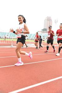 BIB: 827, 33333
                            <button type="button" onclick="openModal(6013255)" class="btn btn-primary btn-sm float-right btn-popup" data-toggle="modal" data-target=".modal-high-quality">
                        <i class="fas fa-shopping-cart"></i> Add to Cart
                    </button>
                                            <button type="button" onclick="isThisMe(6013255, true)" class="btn btn-success btn-sm float-right btn-popup btn-isme hidden" data-toggle="tooltip" data-placement="bottom" title="นี่คือรูปของคุณใช่ไหม คลิกที่นี่เพื่อเอาเข้าอัลบั้ม">
                        <i class="fas fa-plus"></i> Add to album
                    </button>
                    <button type="button" onclick="isThisMe(6013255, false)" class="btn btn-warning btn-sm float-right btn-popup btn-isnotme hidden">
                        <i class="fas fa-ban"></i> Remove from album
                    </button>