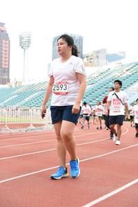 BIB: 2593, 035
                            <button type="button" onclick="openModal(6017364)" class="btn btn-primary btn-sm float-right btn-popup" data-toggle="modal" data-target=".modal-high-quality">
                        <i class="fas fa-shopping-cart"></i> Add to Cart
                    </button>
                                            <button type="button" onclick="isThisMe(6017364, true)" class="btn btn-success btn-sm float-right btn-popup btn-isme hidden" data-toggle="tooltip" data-placement="bottom" title="นี่คือรูปของคุณใช่ไหม คลิกที่นี่เพื่อเอาเข้าอัลบั้ม">
                        <i class="fas fa-plus"></i> Add to album
                    </button>
                    <button type="button" onclick="isThisMe(6017364, false)" class="btn btn-warning btn-sm float-right btn-popup btn-isnotme hidden">
                        <i class="fas fa-ban"></i> Remove from album
                    </button>