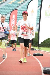 BIB: 2420, 367
                            <button type="button" onclick="openModal(6013593)" class="btn btn-primary btn-sm float-right btn-popup" data-toggle="modal" data-target=".modal-high-quality">
                        <i class="fas fa-shopping-cart"></i> Add to Cart
                    </button>
                                            <button type="button" onclick="isThisMe(6013593, true)" class="btn btn-success btn-sm float-right btn-popup btn-isme hidden" data-toggle="tooltip" data-placement="bottom" title="นี่คือรูปของคุณใช่ไหม คลิกที่นี่เพื่อเอาเข้าอัลบั้ม">
                        <i class="fas fa-plus"></i> Add to album
                    </button>
                    <button type="button" onclick="isThisMe(6013593, false)" class="btn btn-warning btn-sm float-right btn-popup btn-isnotme hidden">
                        <i class="fas fa-ban"></i> Remove from album
                    </button>