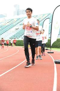 BIB: 201, 4151, 5402
                            <button type="button" onclick="openModal(6015739)" class="btn btn-primary btn-sm float-right btn-popup" data-toggle="modal" data-target=".modal-high-quality">
                        <i class="fas fa-shopping-cart"></i> Add to Cart
                    </button>
                                            <button type="button" onclick="isThisMe(6015739, true)" class="btn btn-success btn-sm float-right btn-popup btn-isme hidden" data-toggle="tooltip" data-placement="bottom" title="นี่คือรูปของคุณใช่ไหม คลิกที่นี่เพื่อเอาเข้าอัลบั้ม">
                        <i class="fas fa-plus"></i> Add to album
                    </button>
                    <button type="button" onclick="isThisMe(6015739, false)" class="btn btn-warning btn-sm float-right btn-popup btn-isnotme hidden">
                        <i class="fas fa-ban"></i> Remove from album
                    </button>