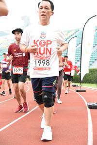 BIB: 2019, 1998, 1699
                            <button type="button" onclick="openModal(6015636)" class="btn btn-primary btn-sm float-right btn-popup" data-toggle="modal" data-target=".modal-high-quality">
                        <i class="fas fa-shopping-cart"></i> Add to Cart
                    </button>
                                            <button type="button" onclick="isThisMe(6015636, true)" class="btn btn-success btn-sm float-right btn-popup btn-isme hidden" data-toggle="tooltip" data-placement="bottom" title="นี่คือรูปของคุณใช่ไหม คลิกที่นี่เพื่อเอาเข้าอัลบั้ม">
                        <i class="fas fa-plus"></i> Add to album
                    </button>
                    <button type="button" onclick="isThisMe(6015636, false)" class="btn btn-warning btn-sm float-right btn-popup btn-isnotme hidden">
                        <i class="fas fa-ban"></i> Remove from album
                    </button>