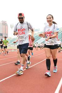 BIB: 7135, 7134, 949
                            <button type="button" onclick="openModal(6012693)" class="btn btn-primary btn-sm float-right btn-popup" data-toggle="modal" data-target=".modal-high-quality">
                        <i class="fas fa-shopping-cart"></i> Add to Cart
                    </button>
                                            <button type="button" onclick="isThisMe(6012693, true)" class="btn btn-success btn-sm float-right btn-popup btn-isme hidden" data-toggle="tooltip" data-placement="bottom" title="นี่คือรูปของคุณใช่ไหม คลิกที่นี่เพื่อเอาเข้าอัลบั้ม">
                        <i class="fas fa-plus"></i> Add to album
                    </button>
                    <button type="button" onclick="isThisMe(6012693, false)" class="btn btn-warning btn-sm float-right btn-popup btn-isnotme hidden">
                        <i class="fas fa-ban"></i> Remove from album
                    </button>