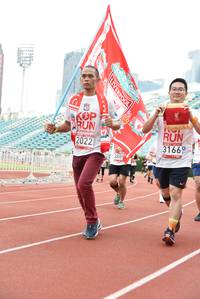 BIB: 3166, 2022, 3889
                            <button type="button" onclick="openModal(6016082)" class="btn btn-primary btn-sm float-right btn-popup" data-toggle="modal" data-target=".modal-high-quality">
                        <i class="fas fa-shopping-cart"></i> Add to Cart
                    </button>
                                            <button type="button" onclick="isThisMe(6016082, true)" class="btn btn-success btn-sm float-right btn-popup btn-isme hidden" data-toggle="tooltip" data-placement="bottom" title="นี่คือรูปของคุณใช่ไหม คลิกที่นี่เพื่อเอาเข้าอัลบั้ม">
                        <i class="fas fa-plus"></i> Add to album
                    </button>
                    <button type="button" onclick="isThisMe(6016082, false)" class="btn btn-warning btn-sm float-right btn-popup btn-isnotme hidden">
                        <i class="fas fa-ban"></i> Remove from album
                    </button>