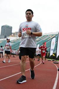 BIB: 7868
                            <button type="button" onclick="openModal(6007591)" class="btn btn-primary btn-sm float-right btn-popup" data-toggle="modal" data-target=".modal-high-quality">
                        <i class="fas fa-shopping-cart"></i> Add to Cart
                    </button>
                                            <button type="button" onclick="isThisMe(6007591, true)" class="btn btn-success btn-sm float-right btn-popup btn-isme hidden" data-toggle="tooltip" data-placement="bottom" title="นี่คือรูปของคุณใช่ไหม คลิกที่นี่เพื่อเอาเข้าอัลบั้ม">
                        <i class="fas fa-plus"></i> Add to album
                    </button>
                    <button type="button" onclick="isThisMe(6007591, false)" class="btn btn-warning btn-sm float-right btn-popup btn-isnotme hidden">
                        <i class="fas fa-ban"></i> Remove from album
                    </button>