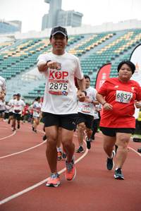 BIB: 2875, 6837, 2956
                            <button type="button" onclick="openModal(6010778)" class="btn btn-primary btn-sm float-right btn-popup" data-toggle="modal" data-target=".modal-high-quality">
                        <i class="fas fa-shopping-cart"></i> Add to Cart
                    </button>
                                            <button type="button" onclick="isThisMe(6010778, true)" class="btn btn-success btn-sm float-right btn-popup btn-isme hidden" data-toggle="tooltip" data-placement="bottom" title="นี่คือรูปของคุณใช่ไหม คลิกที่นี่เพื่อเอาเข้าอัลบั้ม">
                        <i class="fas fa-plus"></i> Add to album
                    </button>
                    <button type="button" onclick="isThisMe(6010778, false)" class="btn btn-warning btn-sm float-right btn-popup btn-isnotme hidden">
                        <i class="fas fa-ban"></i> Remove from album
                    </button>