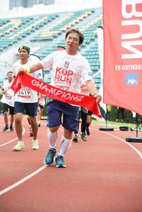 BIB: 1419
                            <button type="button" onclick="openModal(6017804)" class="btn btn-primary btn-sm float-right btn-popup" data-toggle="modal" data-target=".modal-high-quality">
                        <i class="fas fa-shopping-cart"></i> Add to Cart
                    </button>
                                            <button type="button" onclick="isThisMe(6017804, true)" class="btn btn-success btn-sm float-right btn-popup btn-isme hidden" data-toggle="tooltip" data-placement="bottom" title="นี่คือรูปของคุณใช่ไหม คลิกที่นี่เพื่อเอาเข้าอัลบั้ม">
                        <i class="fas fa-plus"></i> Add to album
                    </button>
                    <button type="button" onclick="isThisMe(6017804, false)" class="btn btn-warning btn-sm float-right btn-popup btn-isnotme hidden">
                        <i class="fas fa-ban"></i> Remove from album
                    </button>