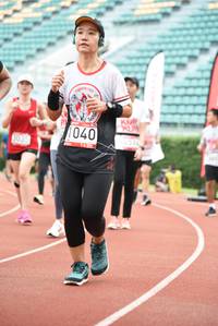 BIB: 035
                            <button type="button" onclick="openModal(6013778)" class="btn btn-primary btn-sm float-right btn-popup" data-toggle="modal" data-target=".modal-high-quality">
                        <i class="fas fa-shopping-cart"></i> Add to Cart
                    </button>
                                            <button type="button" onclick="isThisMe(6013778, true)" class="btn btn-success btn-sm float-right btn-popup btn-isme hidden" data-toggle="tooltip" data-placement="bottom" title="นี่คือรูปของคุณใช่ไหม คลิกที่นี่เพื่อเอาเข้าอัลบั้ม">
                        <i class="fas fa-plus"></i> Add to album
                    </button>
                    <button type="button" onclick="isThisMe(6013778, false)" class="btn btn-warning btn-sm float-right btn-popup btn-isnotme hidden">
                        <i class="fas fa-ban"></i> Remove from album
                    </button>