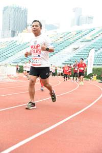 BIB: 
                            <button type="button" onclick="openModal(6015771)" class="btn btn-primary btn-sm float-right btn-popup" data-toggle="modal" data-target=".modal-high-quality">
                        <i class="fas fa-shopping-cart"></i> Add to Cart
                    </button>
                                            <button type="button" onclick="isThisMe(6015771, true)" class="btn btn-success btn-sm float-right btn-popup btn-isme hidden" data-toggle="tooltip" data-placement="bottom" title="นี่คือรูปของคุณใช่ไหม คลิกที่นี่เพื่อเอาเข้าอัลบั้ม">
                        <i class="fas fa-plus"></i> Add to album
                    </button>
                    <button type="button" onclick="isThisMe(6015771, false)" class="btn btn-warning btn-sm float-right btn-popup btn-isnotme hidden">
                        <i class="fas fa-ban"></i> Remove from album
                    </button>