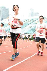 BIB: 1022
                            <button type="button" onclick="openModal(6015826)" class="btn btn-primary btn-sm float-right btn-popup" data-toggle="modal" data-target=".modal-high-quality">
                        <i class="fas fa-shopping-cart"></i> Add to Cart
                    </button>
                                            <button type="button" onclick="isThisMe(6015826, true)" class="btn btn-success btn-sm float-right btn-popup btn-isme hidden" data-toggle="tooltip" data-placement="bottom" title="นี่คือรูปของคุณใช่ไหม คลิกที่นี่เพื่อเอาเข้าอัลบั้ม">
                        <i class="fas fa-plus"></i> Add to album
                    </button>
                    <button type="button" onclick="isThisMe(6015826, false)" class="btn btn-warning btn-sm float-right btn-popup btn-isnotme hidden">
                        <i class="fas fa-ban"></i> Remove from album
                    </button>