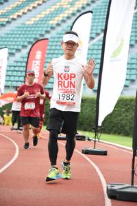 BIB: 1982, 2019, 5787
                            <button type="button" onclick="openModal(6016558)" class="btn btn-primary btn-sm float-right btn-popup" data-toggle="modal" data-target=".modal-high-quality">
                        <i class="fas fa-shopping-cart"></i> Add to Cart
                    </button>
                                            <button type="button" onclick="isThisMe(6016558, true)" class="btn btn-success btn-sm float-right btn-popup btn-isme hidden" data-toggle="tooltip" data-placement="bottom" title="นี่คือรูปของคุณใช่ไหม คลิกที่นี่เพื่อเอาเข้าอัลบั้ม">
                        <i class="fas fa-plus"></i> Add to album
                    </button>
                    <button type="button" onclick="isThisMe(6016558, false)" class="btn btn-warning btn-sm float-right btn-popup btn-isnotme hidden">
                        <i class="fas fa-ban"></i> Remove from album
                    </button>