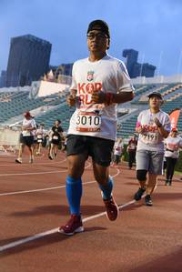 BIB: 2010, 3010, 7191
                            <button type="button" onclick="openModal(6005770)" class="btn btn-primary btn-sm float-right btn-popup" data-toggle="modal" data-target=".modal-high-quality">
                        <i class="fas fa-shopping-cart"></i> Add to Cart
                    </button>
                                            <button type="button" onclick="isThisMe(6005770, true)" class="btn btn-success btn-sm float-right btn-popup btn-isme hidden" data-toggle="tooltip" data-placement="bottom" title="นี่คือรูปของคุณใช่ไหม คลิกที่นี่เพื่อเอาเข้าอัลบั้ม">
                        <i class="fas fa-plus"></i> Add to album
                    </button>
                    <button type="button" onclick="isThisMe(6005770, false)" class="btn btn-warning btn-sm float-right btn-popup btn-isnotme hidden">
                        <i class="fas fa-ban"></i> Remove from album
                    </button>