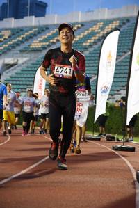 BIB: 4741, 996
                            <button type="button" onclick="openModal(6006617)" class="btn btn-primary btn-sm float-right btn-popup" data-toggle="modal" data-target=".modal-high-quality">
                        <i class="fas fa-shopping-cart"></i> Add to Cart
                    </button>
                                            <button type="button" onclick="isThisMe(6006617, true)" class="btn btn-success btn-sm float-right btn-popup btn-isme hidden" data-toggle="tooltip" data-placement="bottom" title="นี่คือรูปของคุณใช่ไหม คลิกที่นี่เพื่อเอาเข้าอัลบั้ม">
                        <i class="fas fa-plus"></i> Add to album
                    </button>
                    <button type="button" onclick="isThisMe(6006617, false)" class="btn btn-warning btn-sm float-right btn-popup btn-isnotme hidden">
                        <i class="fas fa-ban"></i> Remove from album
                    </button>