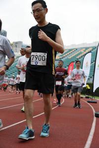 BIB: 7900, 6331
                            <button type="button" onclick="openModal(6007524)" class="btn btn-primary btn-sm float-right btn-popup" data-toggle="modal" data-target=".modal-high-quality">
                        <i class="fas fa-shopping-cart"></i> Add to Cart
                    </button>
                                            <button type="button" onclick="isThisMe(6007524, true)" class="btn btn-success btn-sm float-right btn-popup btn-isme hidden" data-toggle="tooltip" data-placement="bottom" title="นี่คือรูปของคุณใช่ไหม คลิกที่นี่เพื่อเอาเข้าอัลบั้ม">
                        <i class="fas fa-plus"></i> Add to album
                    </button>
                    <button type="button" onclick="isThisMe(6007524, false)" class="btn btn-warning btn-sm float-right btn-popup btn-isnotme hidden">
                        <i class="fas fa-ban"></i> Remove from album
                    </button>