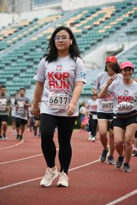 BIB: 8672, 1859, 6617
                            <button type="button" onclick="openModal(6009046)" class="btn btn-primary btn-sm float-right btn-popup" data-toggle="modal" data-target=".modal-high-quality">
                        <i class="fas fa-shopping-cart"></i> Add to Cart
                    </button>
                                            <button type="button" onclick="isThisMe(6009046, true)" class="btn btn-success btn-sm float-right btn-popup btn-isme hidden" data-toggle="tooltip" data-placement="bottom" title="นี่คือรูปของคุณใช่ไหม คลิกที่นี่เพื่อเอาเข้าอัลบั้ม">
                        <i class="fas fa-plus"></i> Add to album
                    </button>
                    <button type="button" onclick="isThisMe(6009046, false)" class="btn btn-warning btn-sm float-right btn-popup btn-isnotme hidden">
                        <i class="fas fa-ban"></i> Remove from album
                    </button>